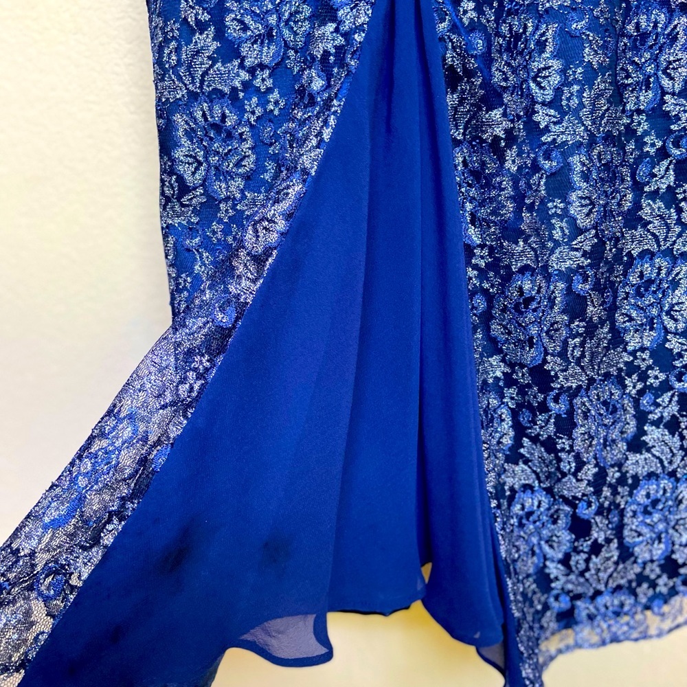 Badgley Mischka Evening Gown, 4 - Picture 8 of 13